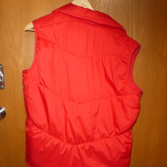 Authentic Adidas Canada Puffer Vest - Picture 3 of 10